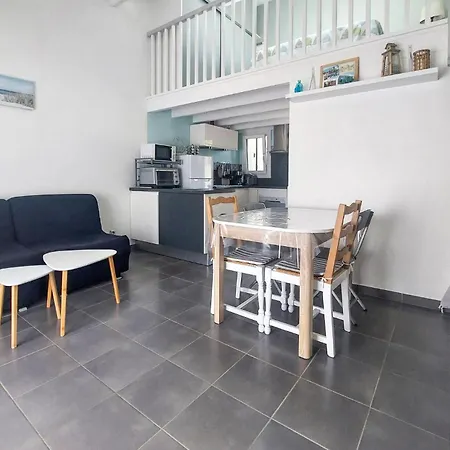 Charmante Maison Proche Holiday home *